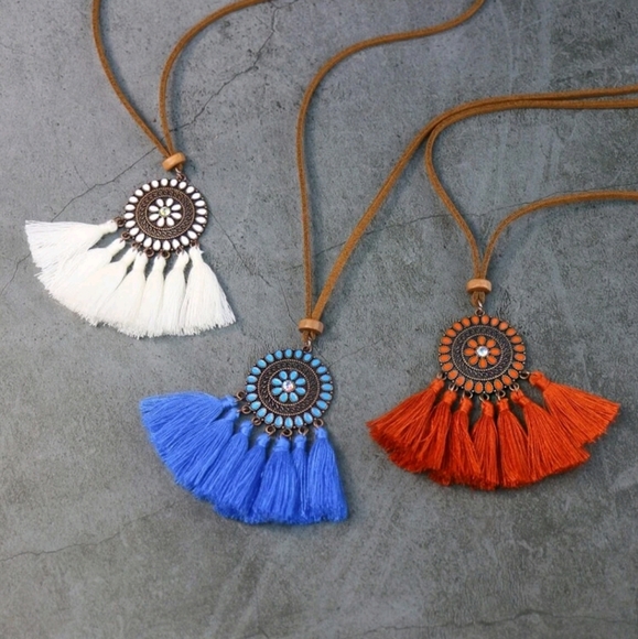 Boho Tassel Necklace Set - Picture 2 of 3